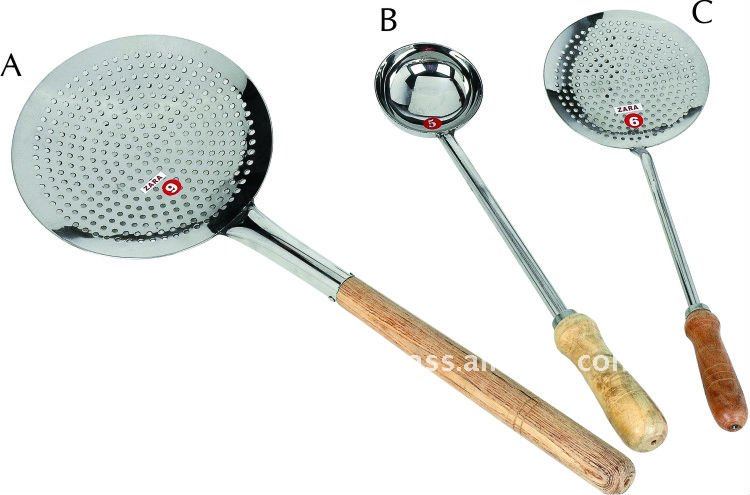 Kitchen skimmer with wood handle, Feature : Eco-Friendly