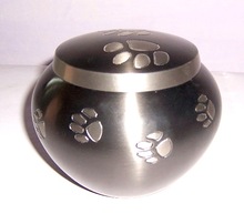Brass Pet Urn, Feature : Eco-Friendly
