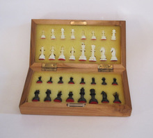 DIOS Magnetic Chess Set.