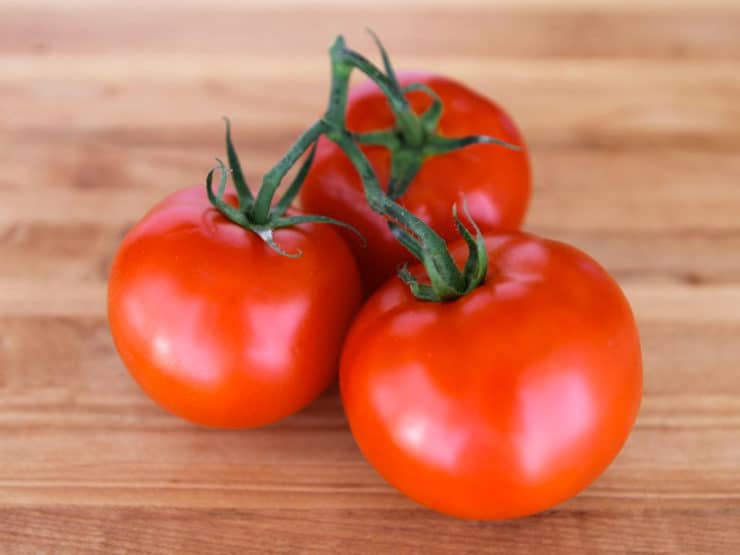 fresh tomato