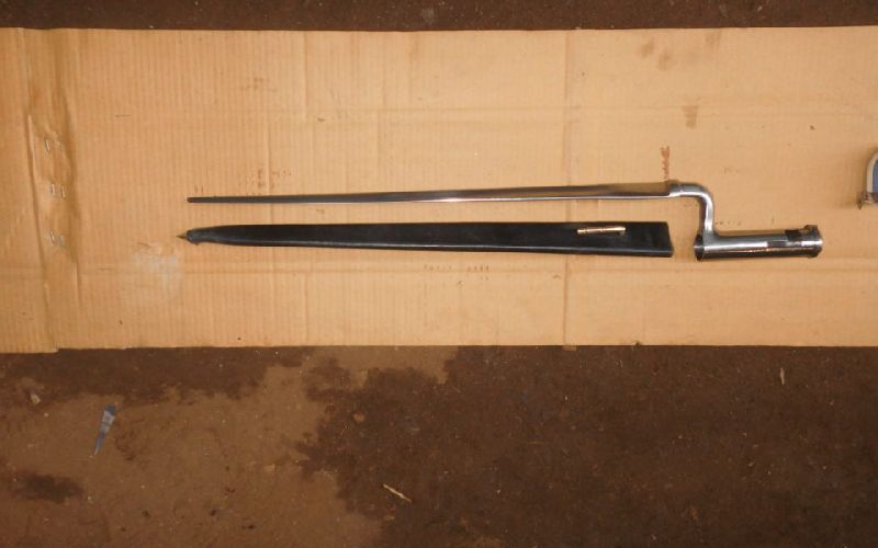 Metal Bess Socket Bayonet Sword, Feature : Rust Proof
