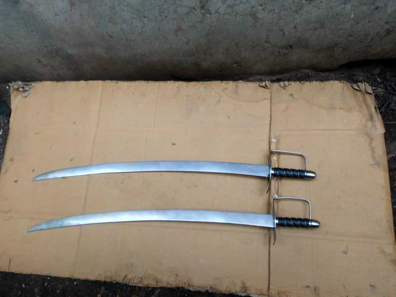 EN- 45 Grade High Carbon Steel Horsemen Saber Sword, Style : Antique