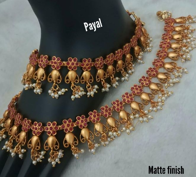 Metal Matt Finish Anklets, Occasion : Casual Wear
