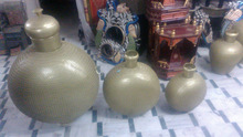 Round Indian beautiful vases/ flower pot, Color : light golden