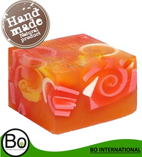 Bo International Pawpaw and guava soap