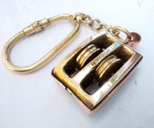 Nautical pulley keychain
