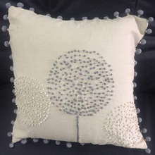 Cotton Hand Woven Cushion Cover, Feature : Beautiful