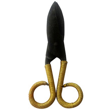 Handmade Iron Scissors, for Cutting, Feature : Eco-Friendly, Sharp blades