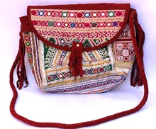 Genuine Leather embroidery sling clutch bag, Color : Multi
