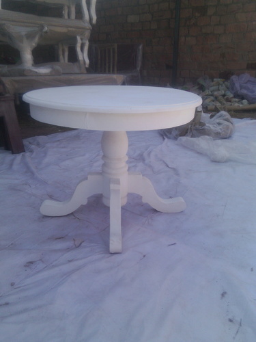 Wooden Round Table, for Home, Hotel, Feature : Durable, Easy To Assemble, Perfect Shape