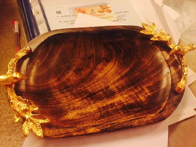 Designer Wooden Tray, Feature : Eco-Friendly