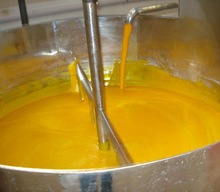 Natural and Sweetend Kesar Mango Pulp Puree