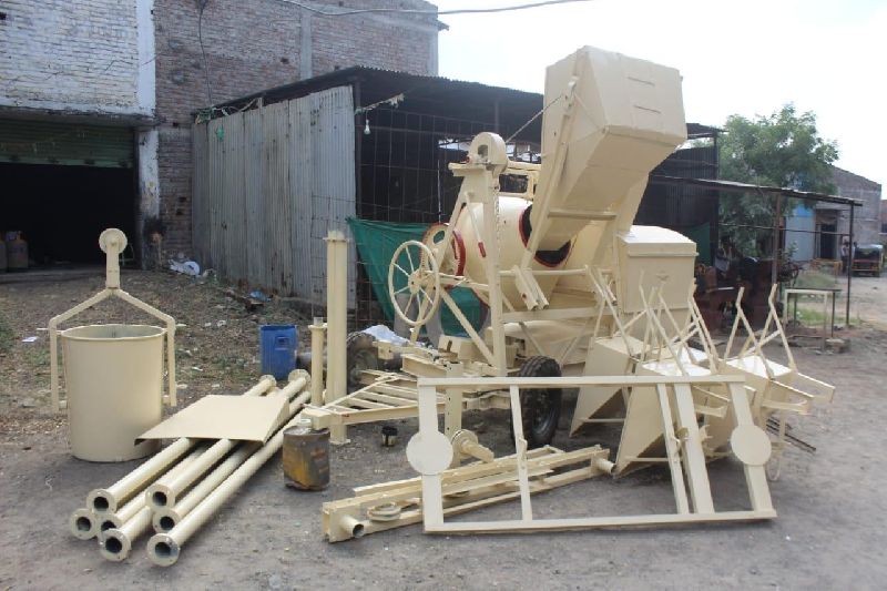 Retailer of concrete mixer machine lift & concrete mixer machine hooper Ms Pandurang