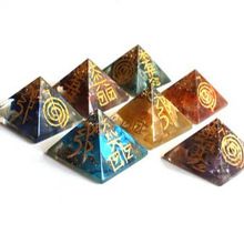 Chakra Usai Reiki Pyramid Set