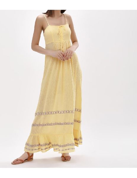 Embroidered cami sleeveless maxi dress, Age Group : Adults