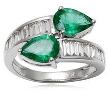 Emerald ring, Occasion : Anniversary, Engagement, Wedding