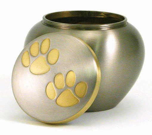 Brass pet urn two paws, for Cats, Feature : Eco-Friendly
