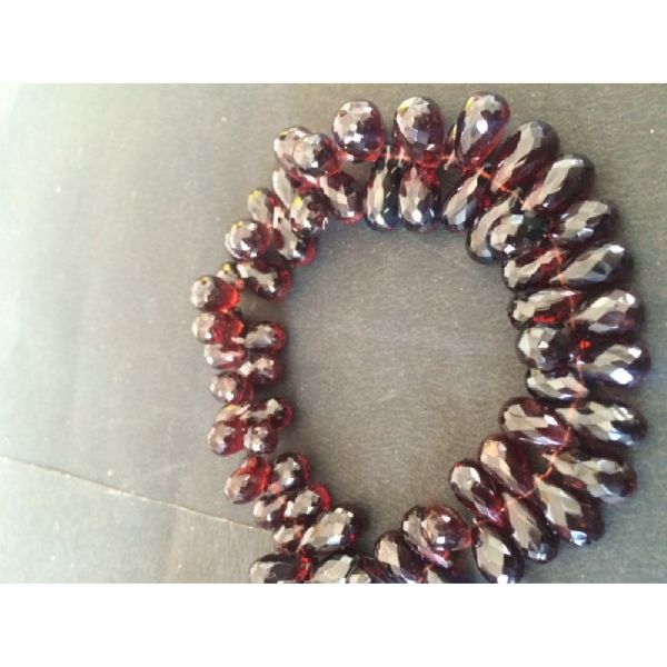 Garnet faceted drops loose beads