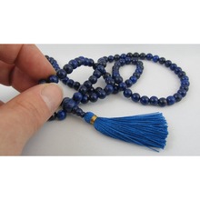 Lapis knotted round bead necklace, Color : Blue