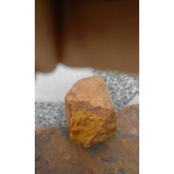 SHIVA EXPORTS Tiger eye rough stones, Gemstone Size : Requirement