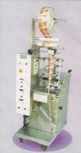 Semi-Automatic Mechanical Shampoo Pouch Packing Machine, for Chemical, Medical, Helth care