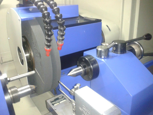 Fan Shaft Grinding Machine, Certification : ISO 9001 2008