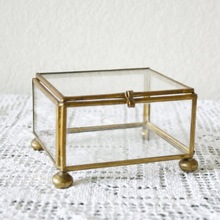 Display glass box, Feature : Hand Made