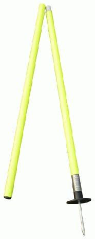 CENTRE PARTING SLALOM POLE WITH COLLAPSIBLE SPIKE