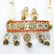 Brass kundan Choker with earrings, Color : multiple