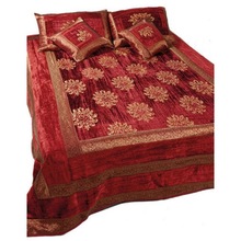 Silk Inspired Trendy Bedspreads, for Home, Hotel, Pattern : Patchwork