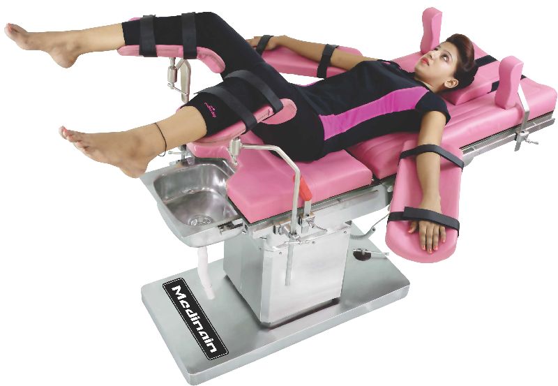 ME-700GE OBSTETRIC GYNE TABLE
