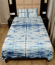 Indigo Tie Dye Hyed Bedspread, for Home, Hotel, Technics : Hand Dyed