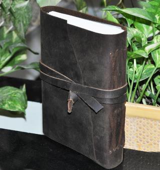 Brown Vintage Leather Cover Notebook, Size : 7x5.5x1.5 Inches