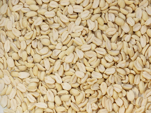 Split Blanched Peanuts, for Home, Industrial, Restaurant, Feature : Fine Taste, Optimum Quality, Pure Organic