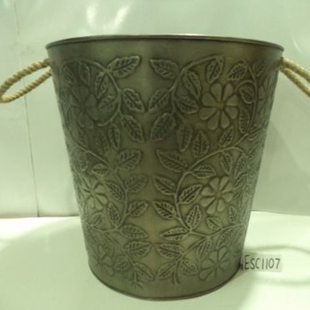 embossed pot