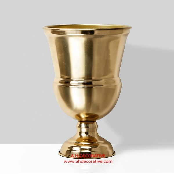 Aluminium Metal Gold Flower Urn, Style : AMERICAN STYLE