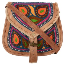 ZiBAG Embroidery Female Handbag, Closure Type : Magnetic