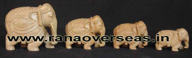 Natural Polished Wooden Elephant Set, for Home Decoration Etc, Style : Feng Shui