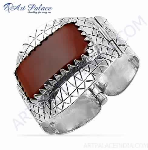 Feminine Unique Design Red Onyx Gemstone Silver Bangle