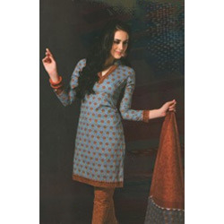 Plain Cotton Ladies Traditional Suit, Occasion : Casual Wear, Daily Wear, Formal, Office Wear, Party Wear