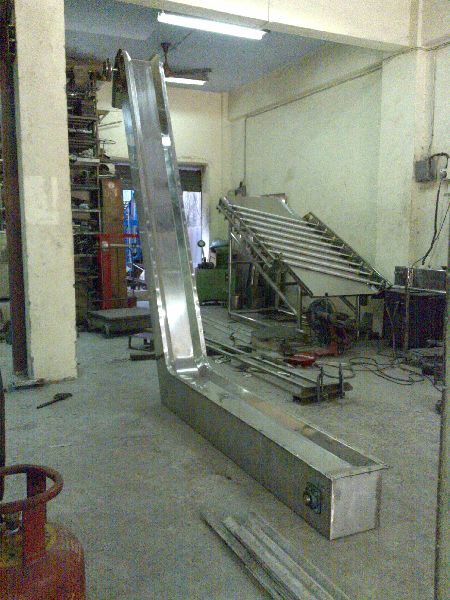 Semi Automatic Stainless Steel Magnetic Conveyor