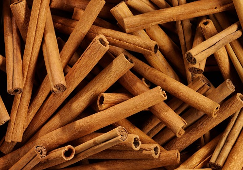 cinnamon sticks