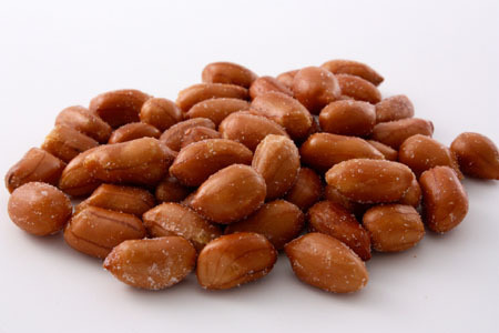 Roasted Peanuts Namkeen, for Snacks, Taste : Salty, Spicy