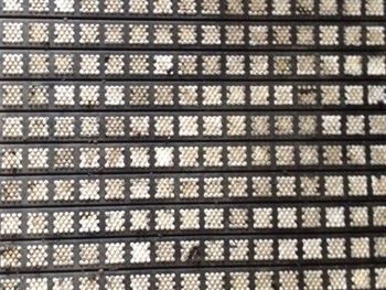 CERAMIC PULLEY LAGGING