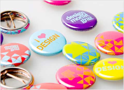 METALLIC BUTTON BADGES