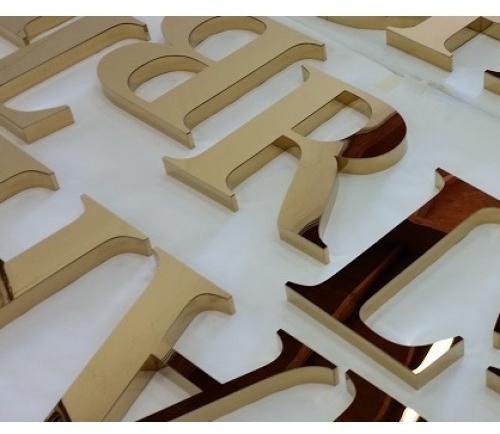 Mirror Finish Brass Letter, Color : Golden, Customized