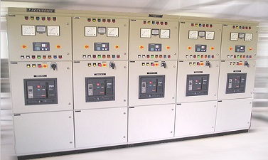 Synchronizing control panels