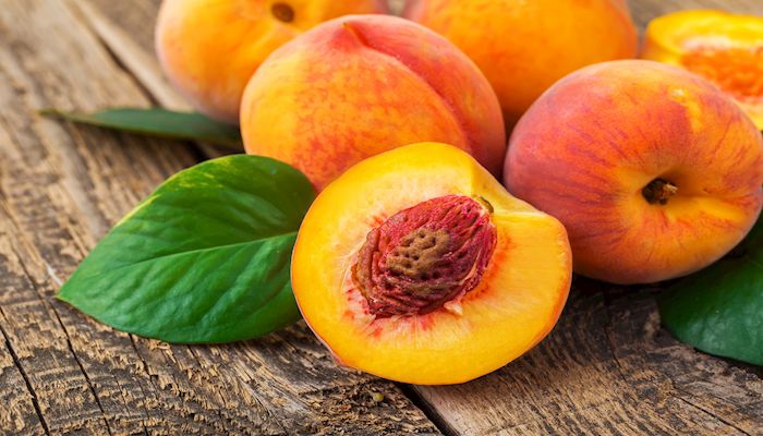 Organic Fresh Peach, Packaging Size : 10kg