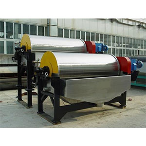 Wet Drum Permanent Magnetic Separator, for Separating Iron, Chemicals, Food, Flour Particles, Certification : CE Certified