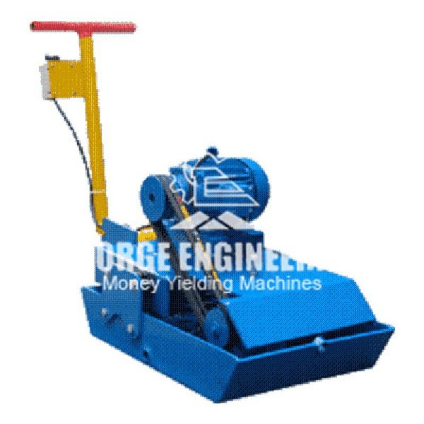 EARTH COMPACTOR WITH MOTOR